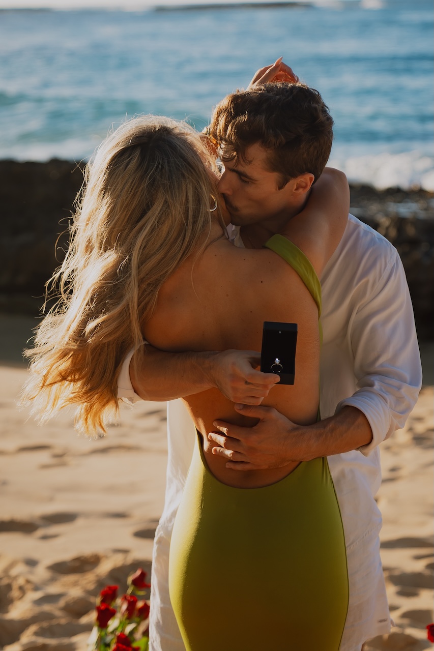 oahu engagement photos